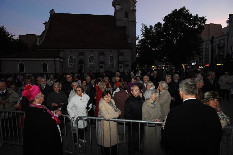 X Dzień Papieski w Gdyni; fot. M. Grabarz i J. Hlades