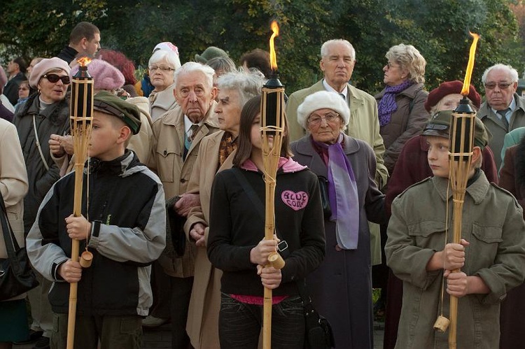 X Dzień Papieski w Gdyni; fot. M. Grabarz i J. Hlades