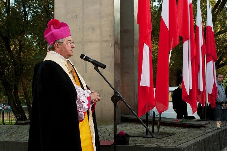 X Dzień Papieski w Gdyni; fot. M. Grabarz i J. Hlades