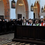 Liturgia wielkopiątkowa z adoracją krzyża 