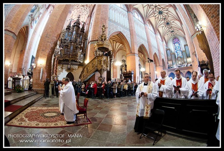  Święcenia biskupie Księdza Biskupa Wiesława Śmigla - Pelplin - foto Krzysztof Mania