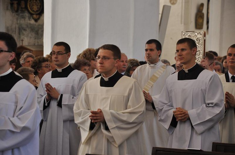 Święcenia Kapłańskie w Archidiecezji Gdańskiej - Bazylika Mariacka w Gdańsku - foto Mateusz Małek