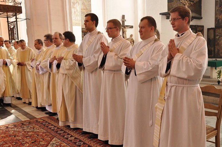 Święcenia Kapłańskie w Archidiecezji Gdańskiej - Bazylika Mariacka w Gdańsku - foto Mateusz Małek