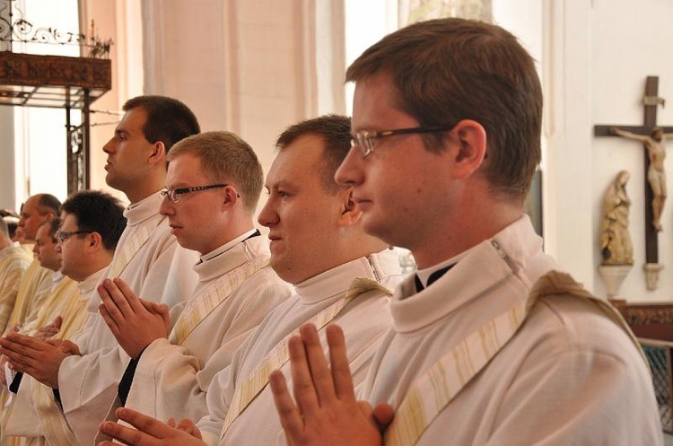 Święcenia Kapłańskie w Archidiecezji Gdańskiej - Bazylika Mariacka w Gdańsku - foto Mateusz Małek