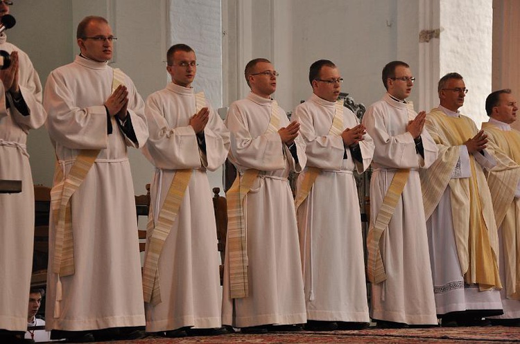 Święcenia Kapłańskie w Archidiecezji Gdańskiej - Bazylika Mariacka w Gdańsku - foto Mateusz Małek