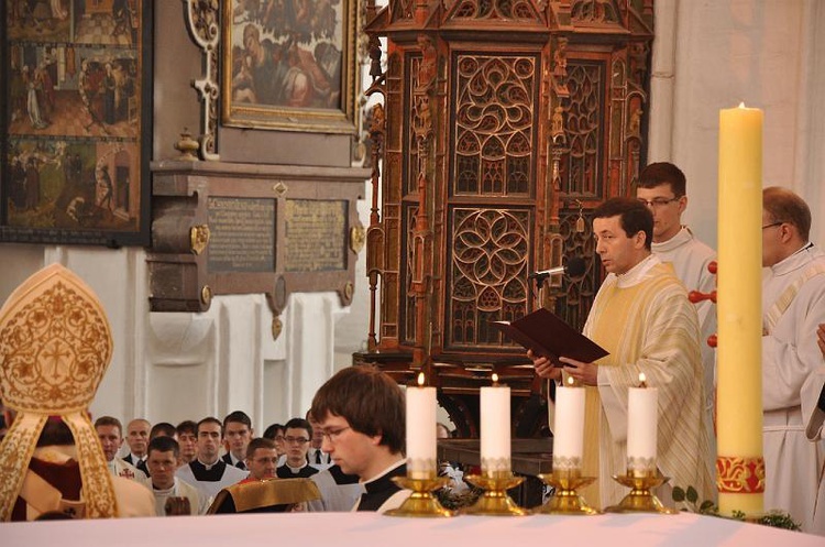 Święcenia Kapłańskie w Archidiecezji Gdańskiej - Bazylika Mariacka w Gdańsku - foto Mateusz Małek