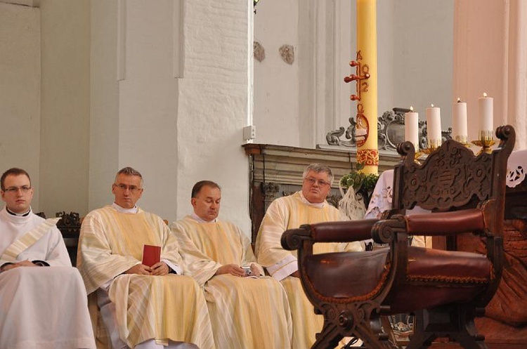 Święcenia Kapłańskie w Archidiecezji Gdańskiej - Bazylika Mariacka w Gdańsku - foto Mateusz Małek