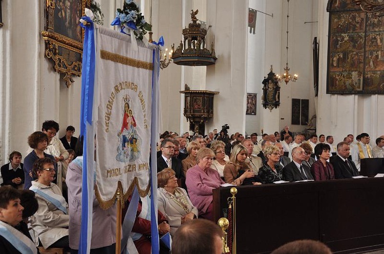 Święcenia Kapłańskie w Archidiecezji Gdańskiej - Bazylika Mariacka w Gdańsku - foto Mateusz Małek