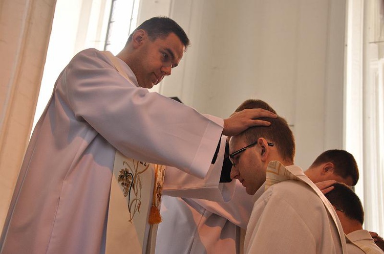 Święcenia Kapłańskie w Archidiecezji Gdańskiej - Bazylika Mariacka w Gdańsku - foto Mateusz Małek