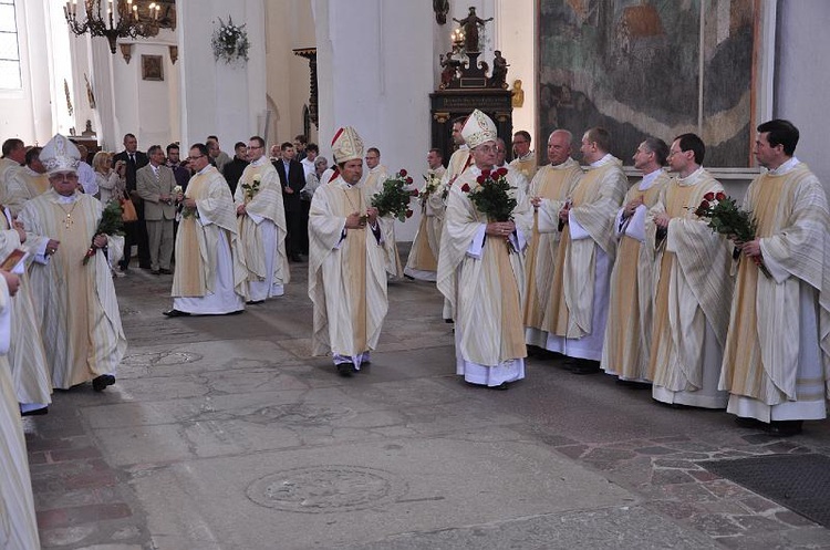 Święcenia Kapłańskie w Archidiecezji Gdańskiej - Bazylika Mariacka w Gdańsku - foto Mateusz Małek